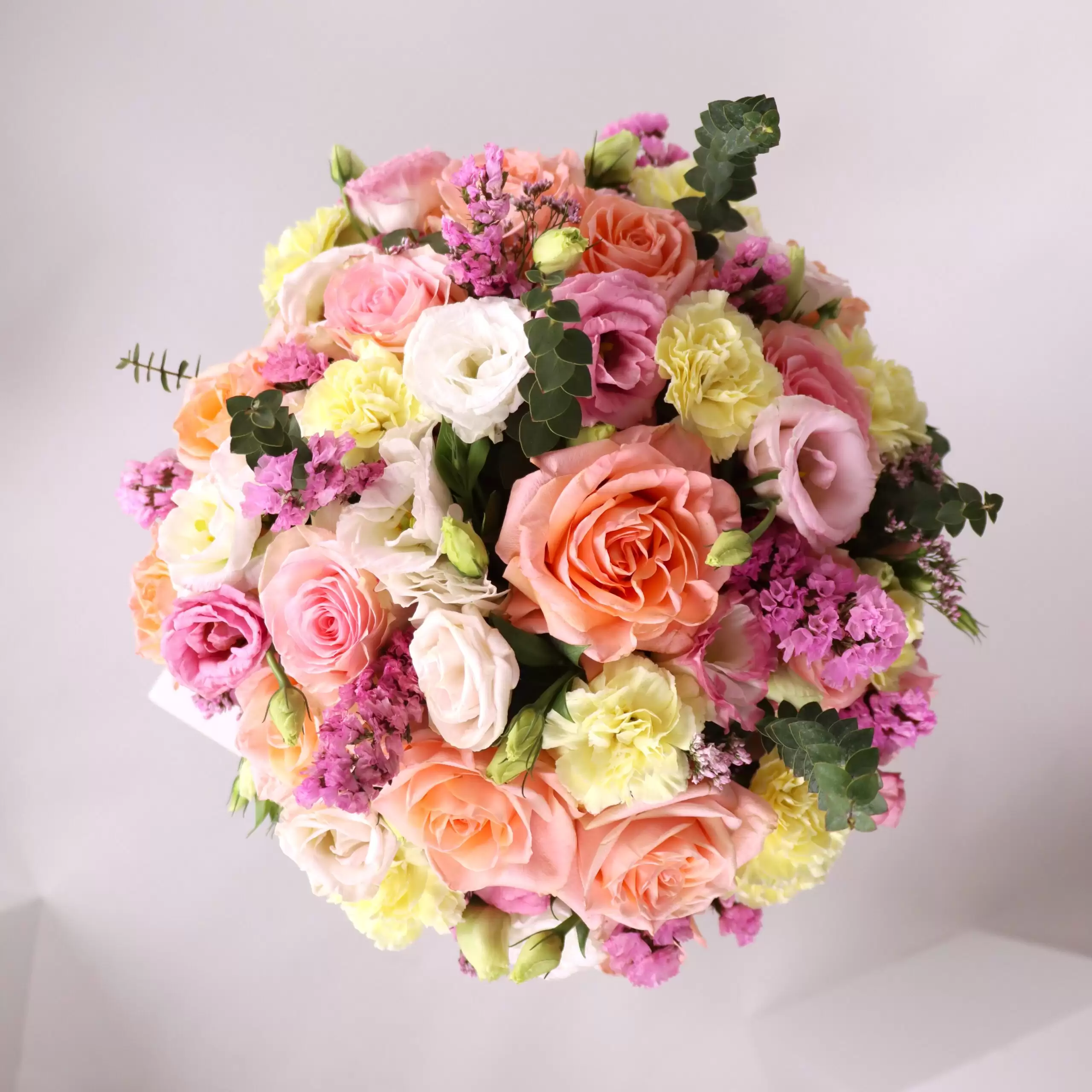 Flowers In A Vase | Gift Flowers Online In Bahrain - Flora D'lite