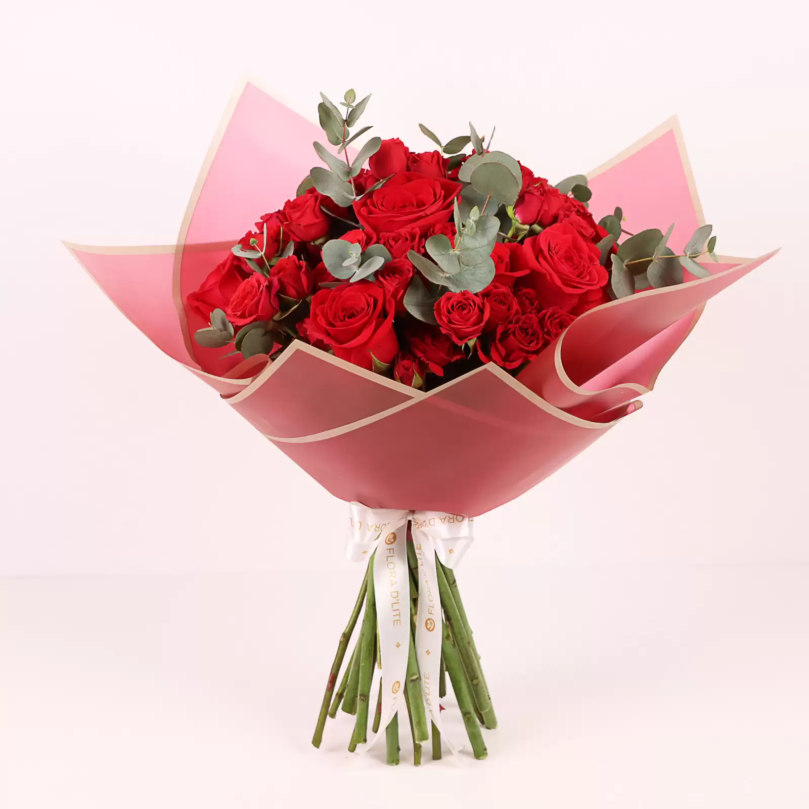 Love's Divine Bouquet | Order Flowers In Bahrain - Flora D'lite