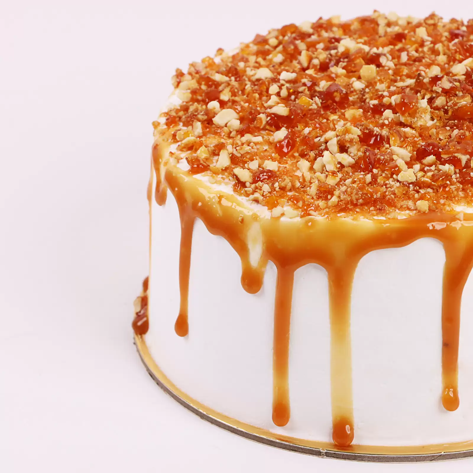 Order Butterscotch Cake Online | Cakes Online Delivery In Bahrain - Flora D'lite
