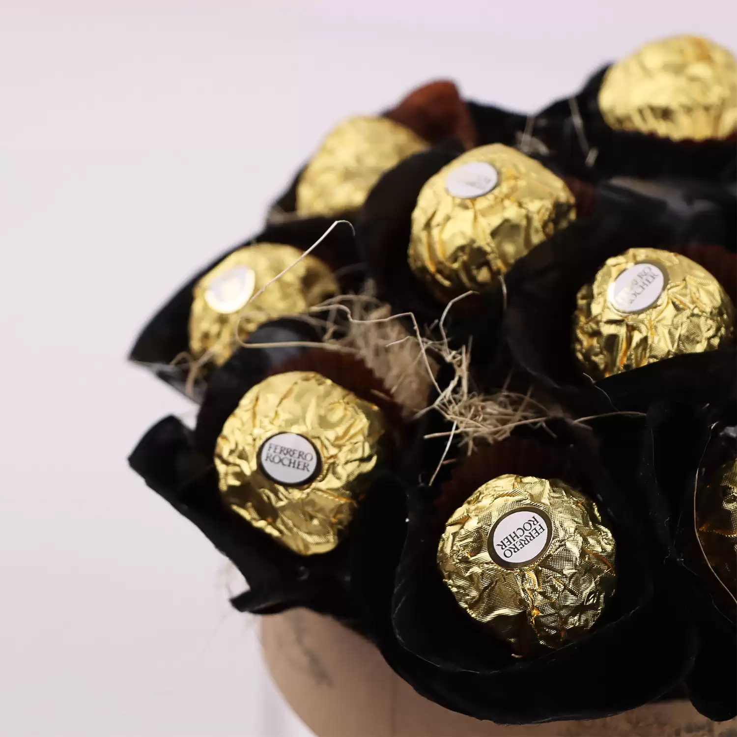 Order Ferrero Rocher Delight | Chocolates Online Delivery In Bahrain - Flora D'lite