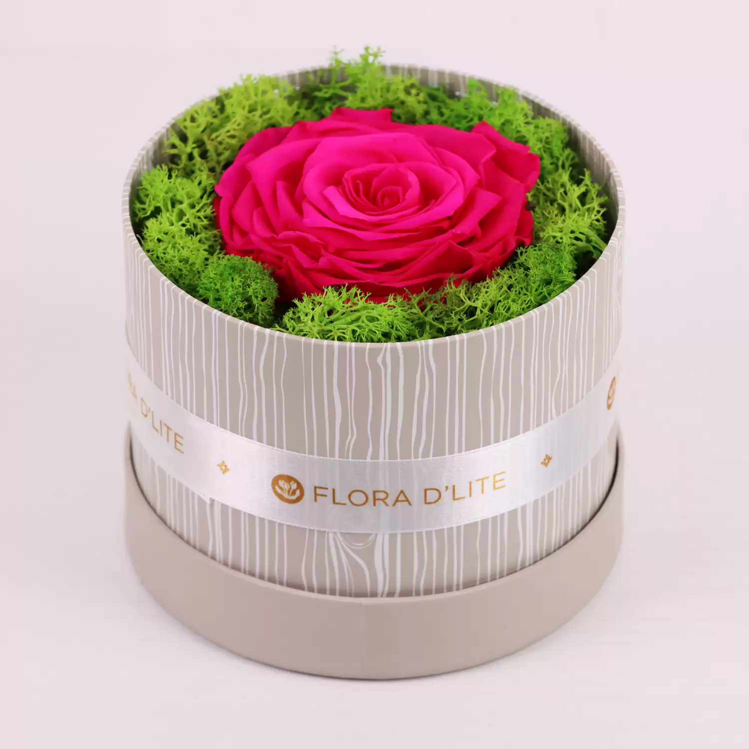 Fushia Infinity Rose | Send Preserved Roses Gifts To Bahrain - Flora D'lite